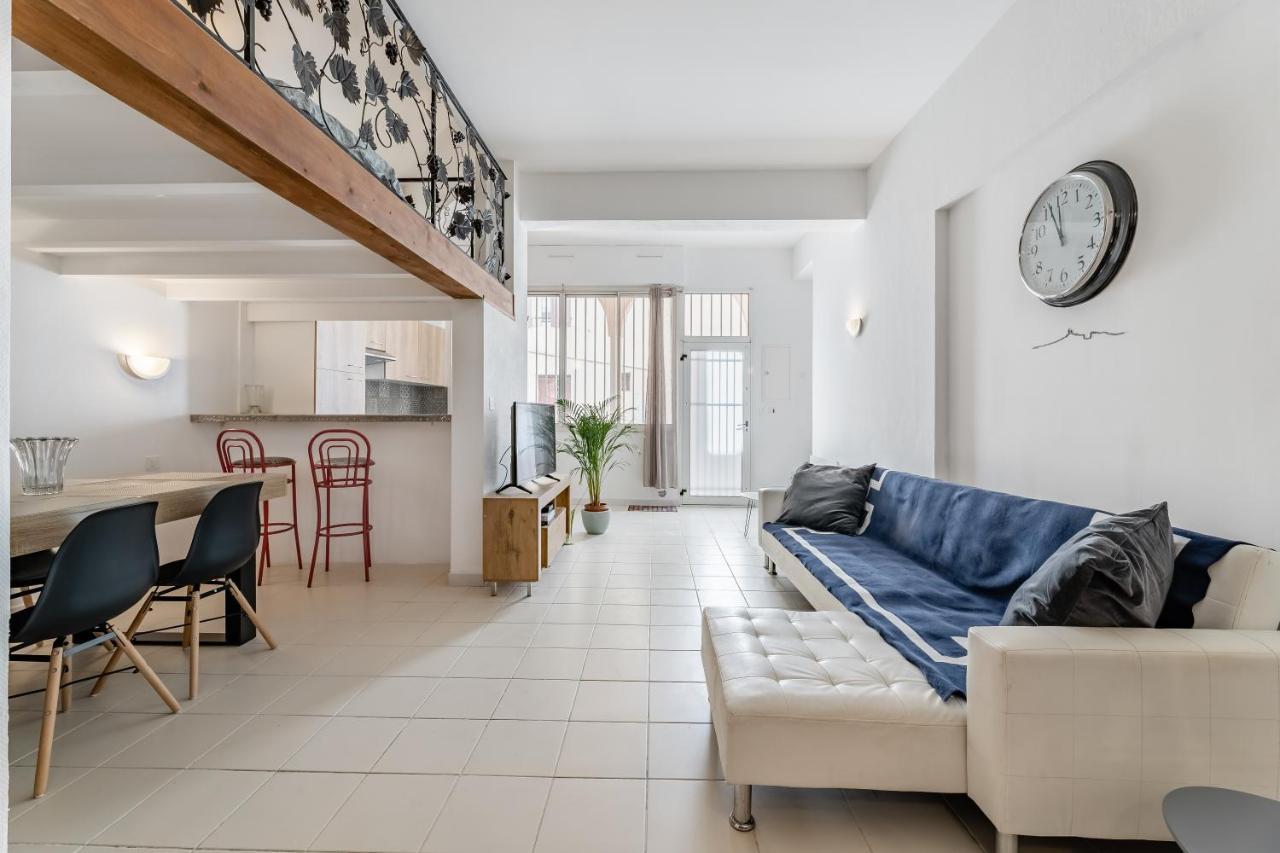Apartment Le Saint Clair Par Dodo-a-cassis *